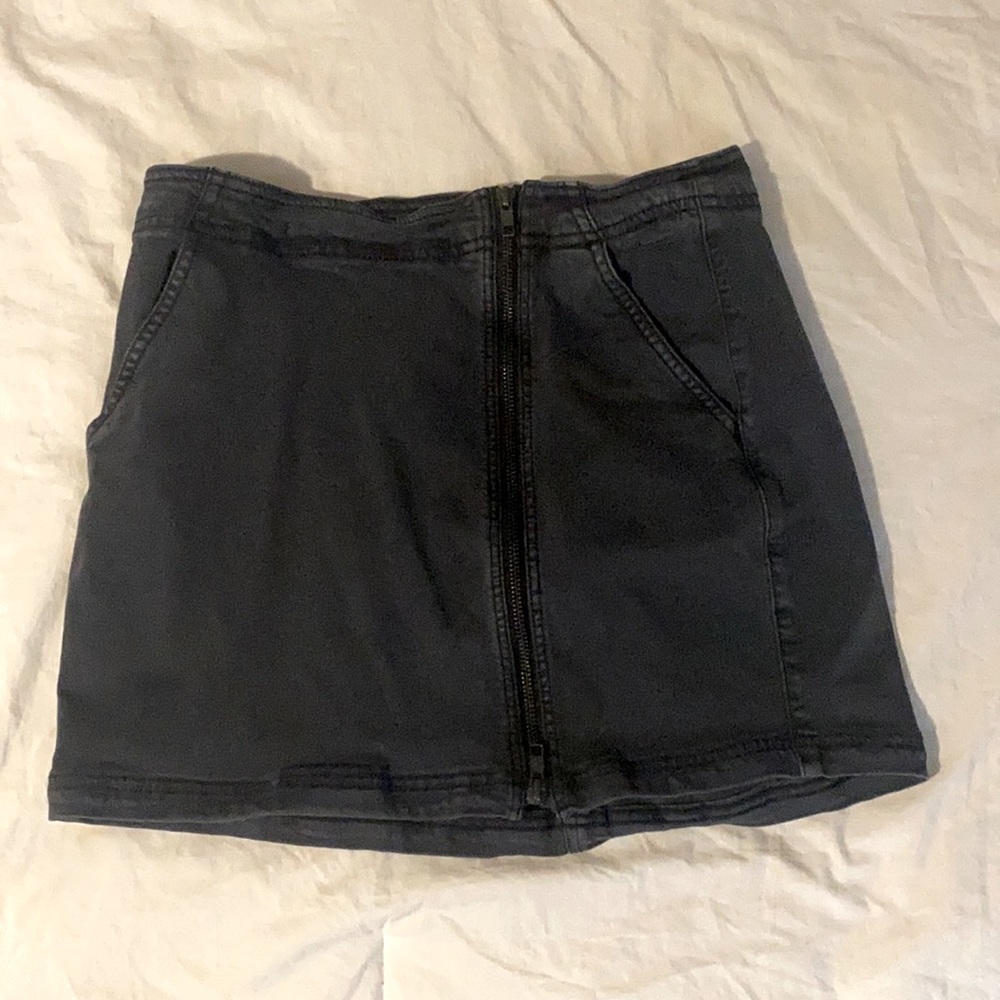 Black American Eagle skirt